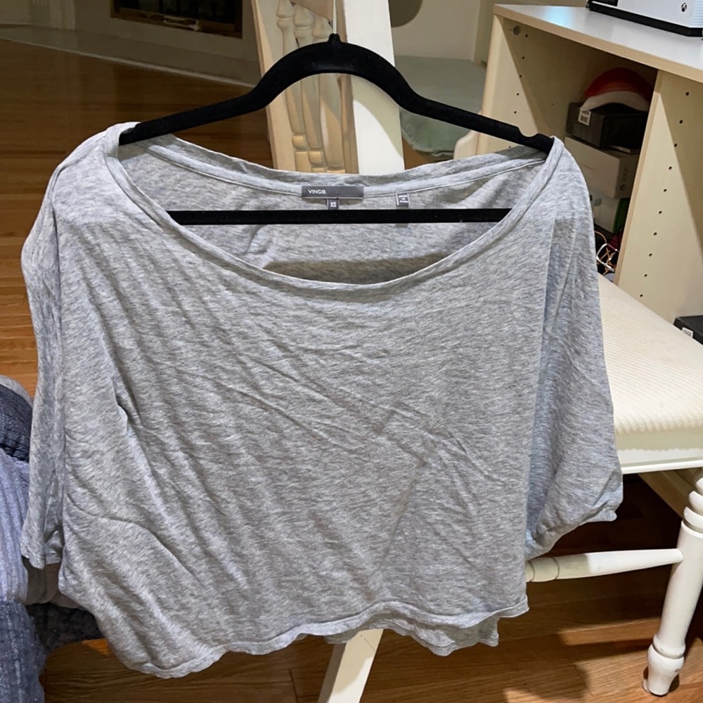 Vince grey top women size xs.